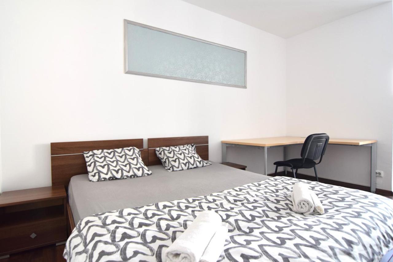 Appartement Resedinta Luterana à Bucarest Extérieur photo