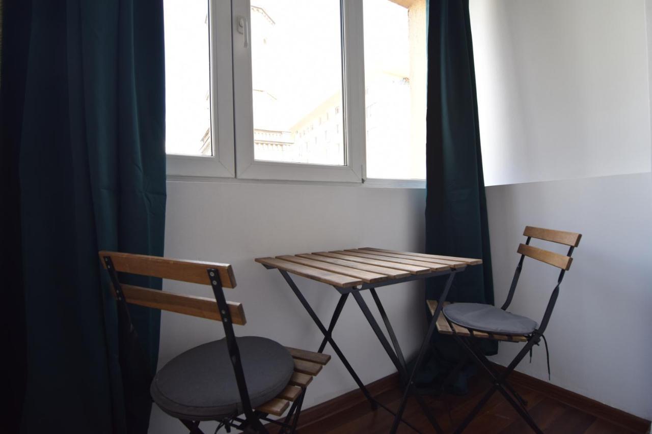 Appartement Resedinta Luterana à Bucarest Extérieur photo